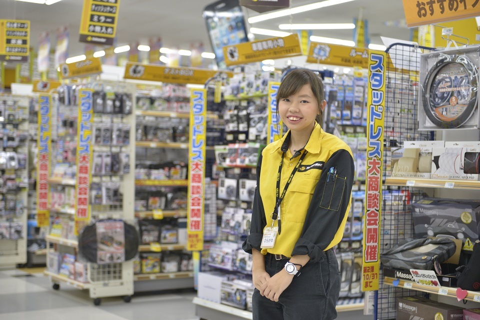 イエローハットフロアスタッフ|入社6年目 Hirakawa.Y